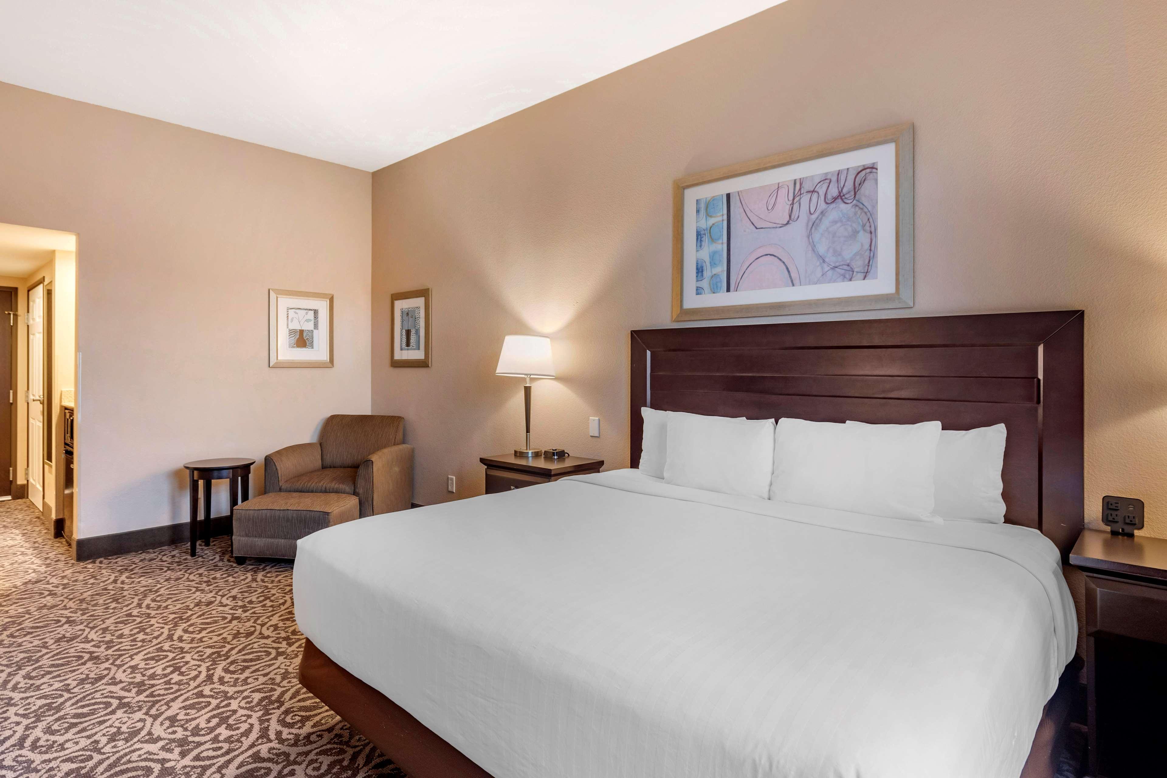 Best Western Plus Las Vegas South Henderson Exterior photo